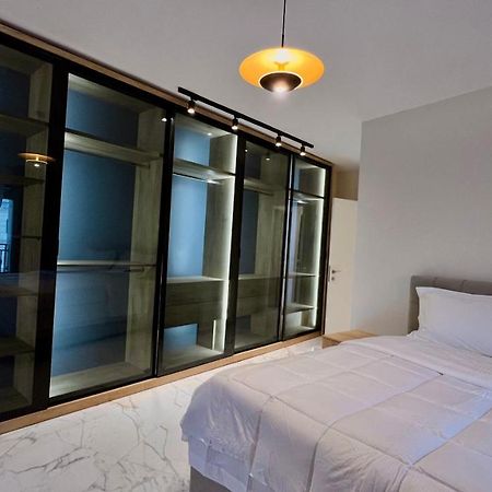 Zeus Tirana Suite Deluxe Екстер'єр фото